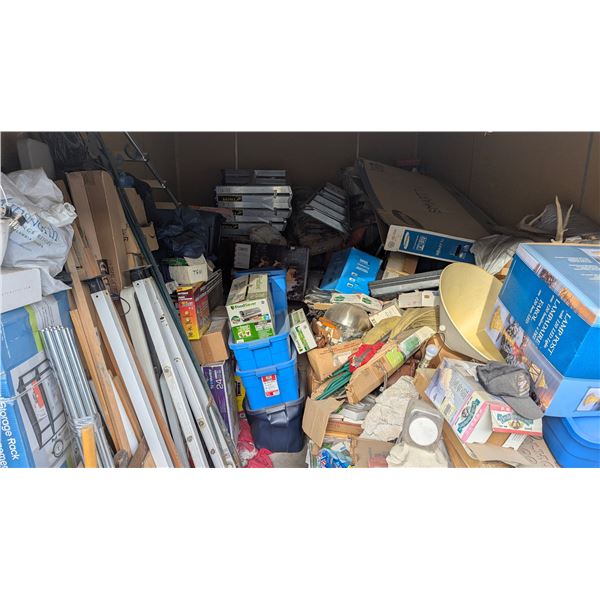 Storage locker contents unit 457 (10X15)