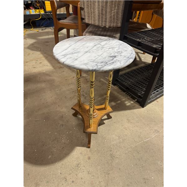 Plant stand