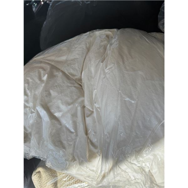 Queen duvet