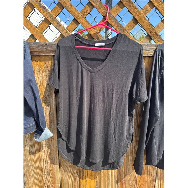 DEX size small T-shirt