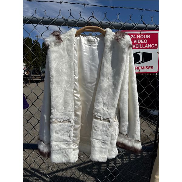 Tradition small coat