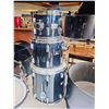 Image 6 : Pearl drum kit with cases and hardware no symbols