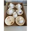 Image 1 : Tea cups and saucers