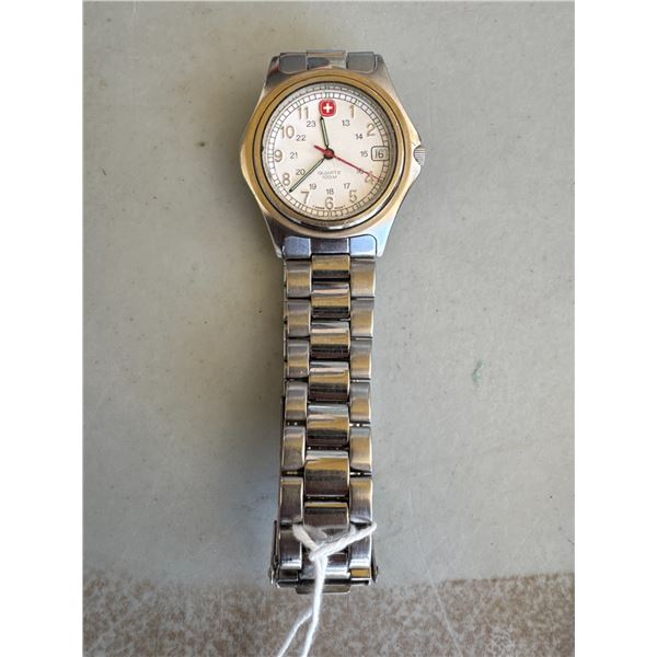 Swiss 100 M wristwatch works