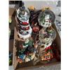 Image 1 : Christmas globes and decor
