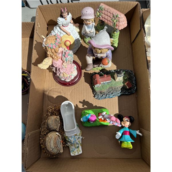 Assorted collectibles