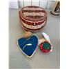 Image 2 : Sewing basket and contents