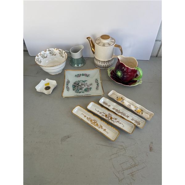 Assorted collectibles