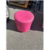 Image 1 : Pink ottoman