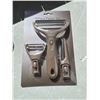 Image 1 : Three-piece new peeler set