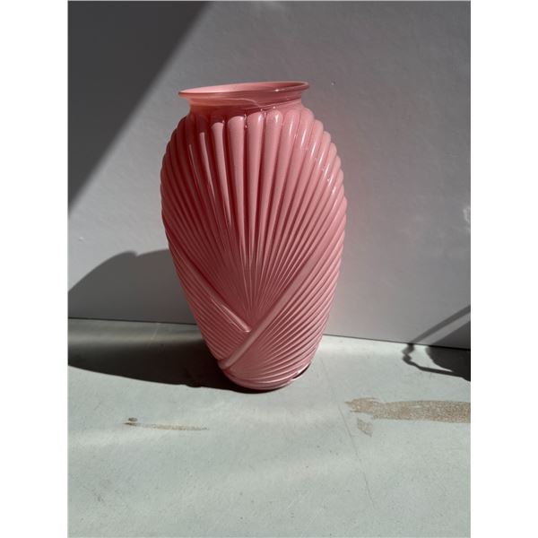 Pink glass vase  made by anchor hocking