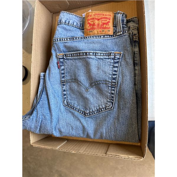Levi's jeans, 34/32