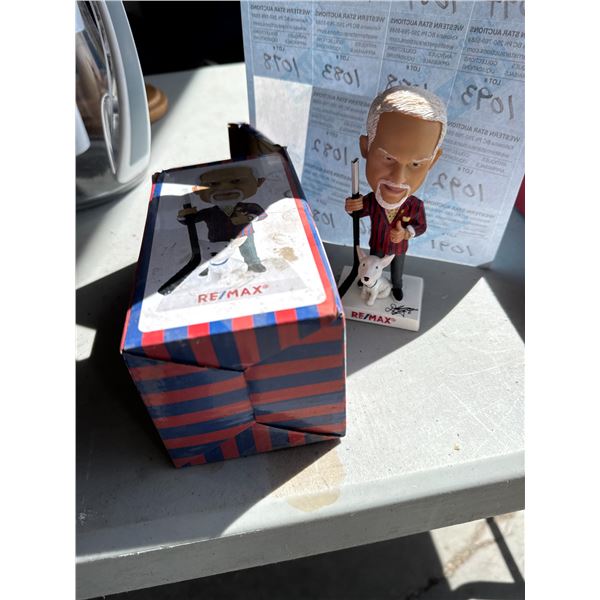 Don Cherry bobble head