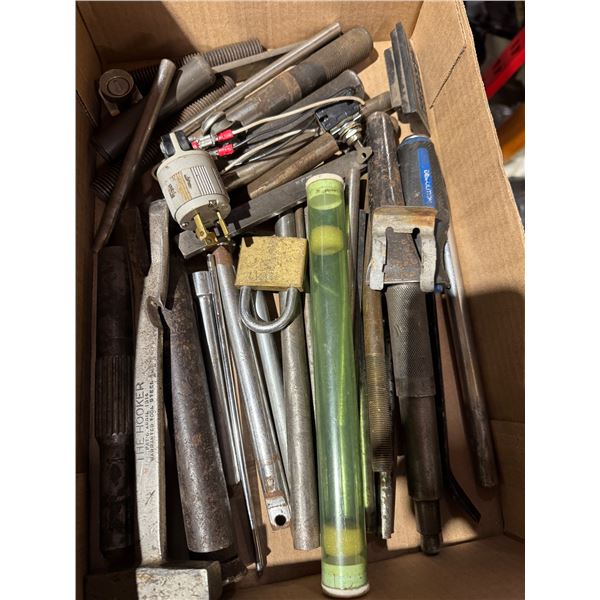 Miscellaneous garage items, tools