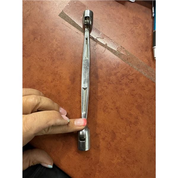 Snap-on tool