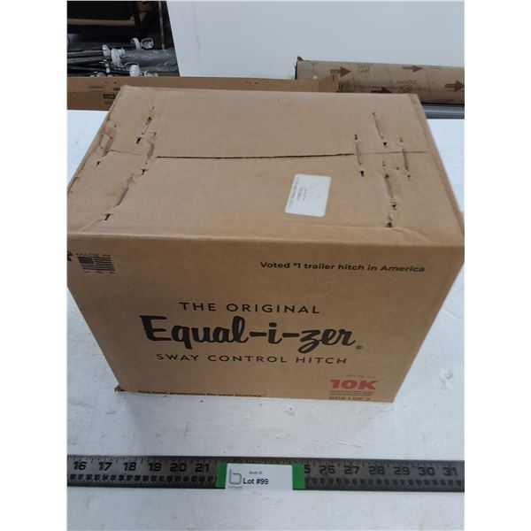 Equalizer Sway Control Hitch (NIB)