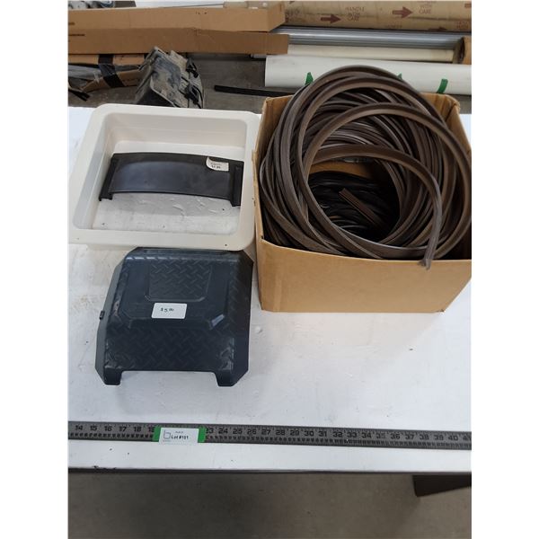 Box of Moulding, Roof Vent Frame, Accessory Door, Hood Range Vent Scoop