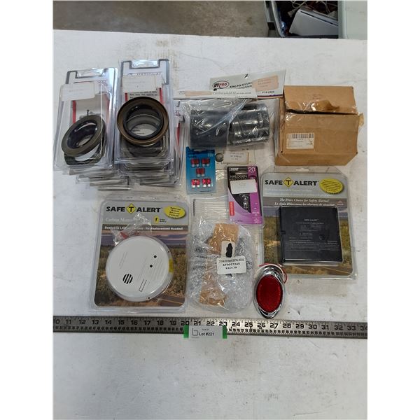 RV Assorted Electronics & Hardware Lot
