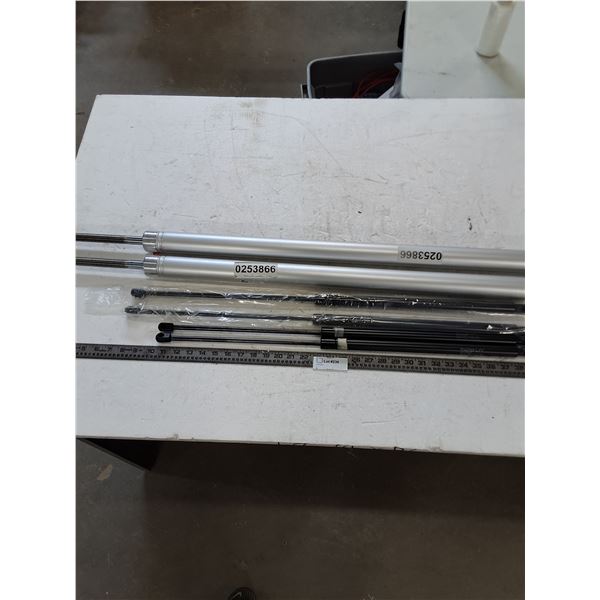 RV Hydraulics Lot - Longest 47"