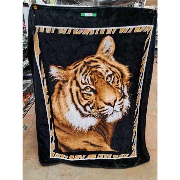 Tiger Blanket 70 x 60"