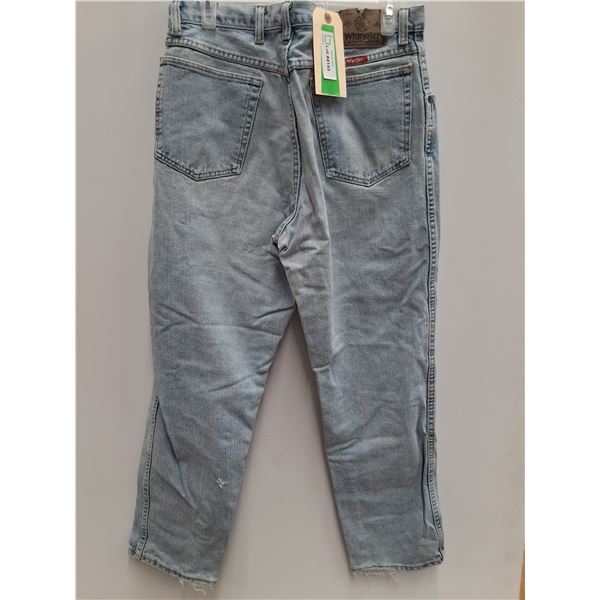 Wrangler Jeans - Size 31 x 34