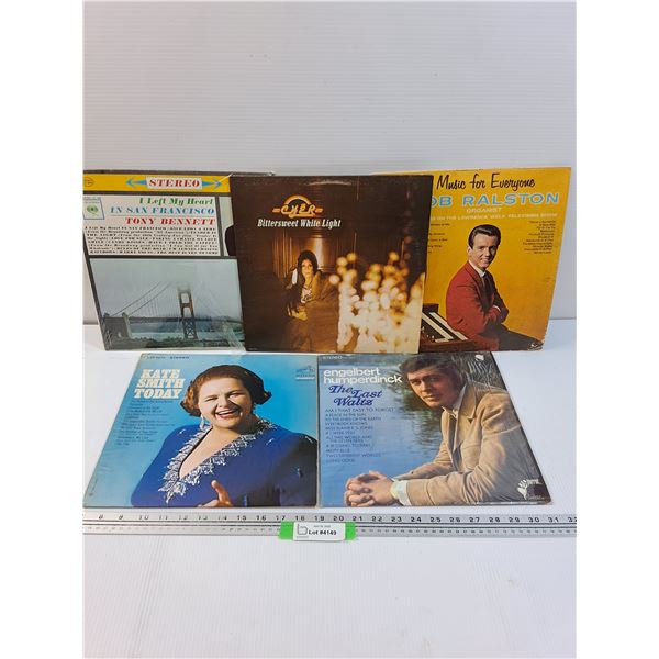 (5) Records: Kate Smith, Engelbert Humperdinck, Bab Ralston, Cher