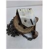 Image 2 : Vintage Chain Hoist