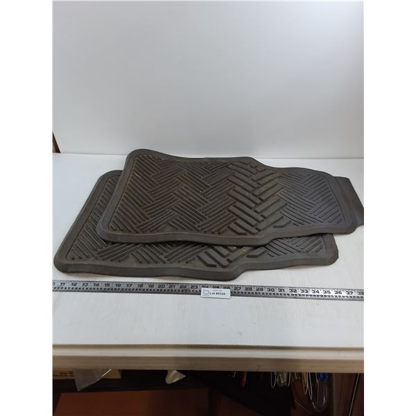 Pair of Rubber Vehicle Floor Mats 30" x 18"