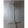 Image 2 : *Homeasy 3 Speed Fan, Powers On, 40" Tall, Cannot Ship