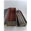 Image 2 : Vintage Metal 2-Tray Tool Box - 21" x 9" x 14"