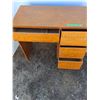 Image 2 : ** Vintage 4-Drawer Office Desk - Cannot Ship!