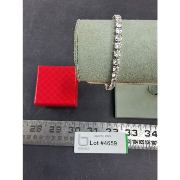 Diamond-Like Bracelet