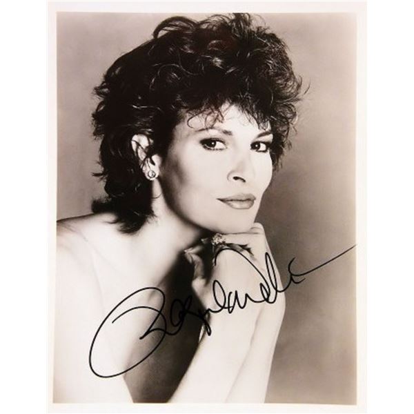 Raquel Welch signed portrait photo