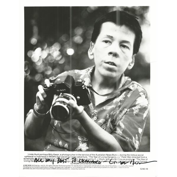 Linda Hunt signed photo
