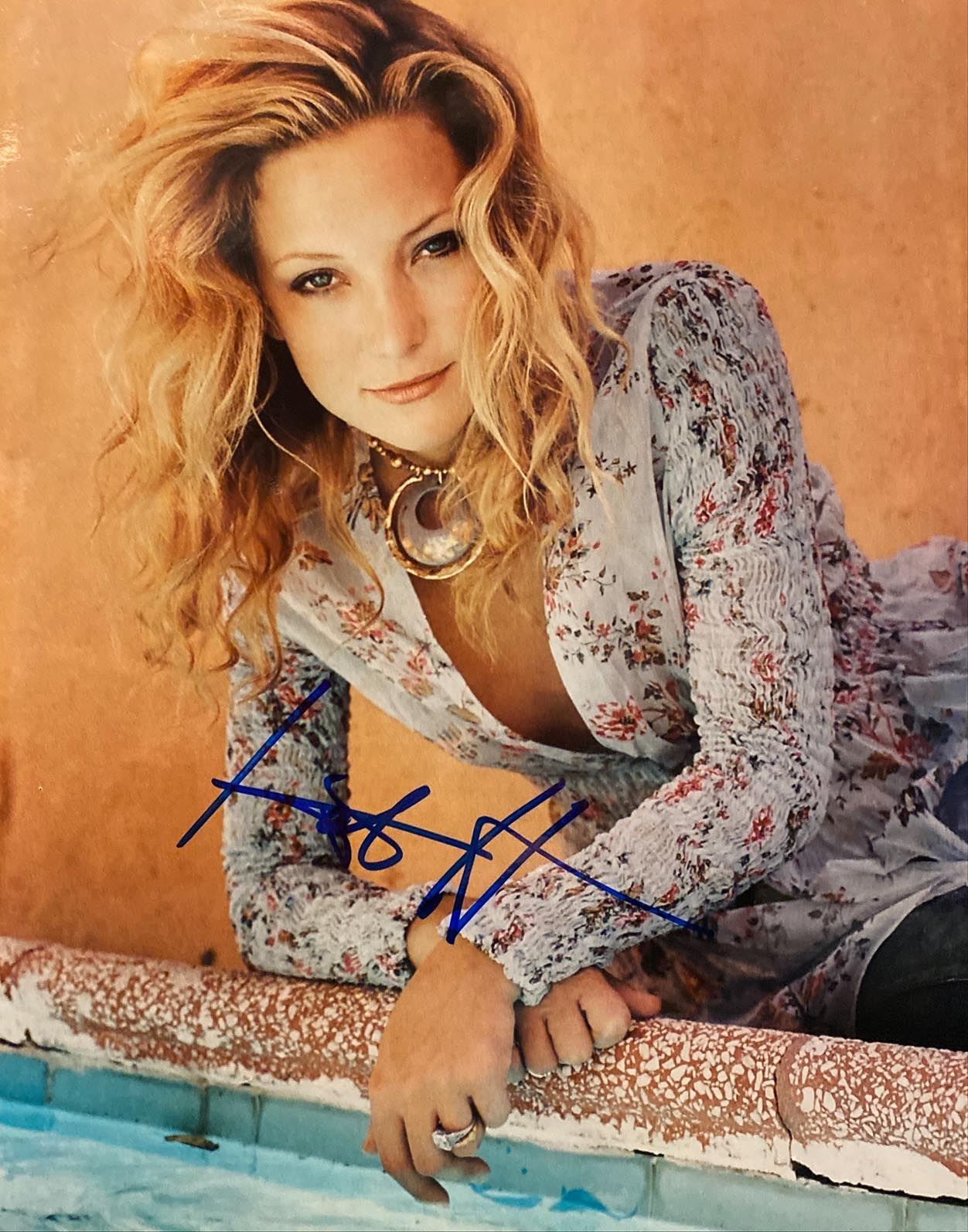 KATE HUDSON signed autographed photo COA Hologram main image 0