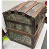 Image 2 : Dome Top Trunk, Fantasy-like [196623]