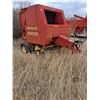 Image 1 : New Holland 688 Round Baler