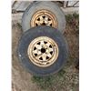Image 3 : (2) 15" 5 bolt Rims/Tires (235/75R15)