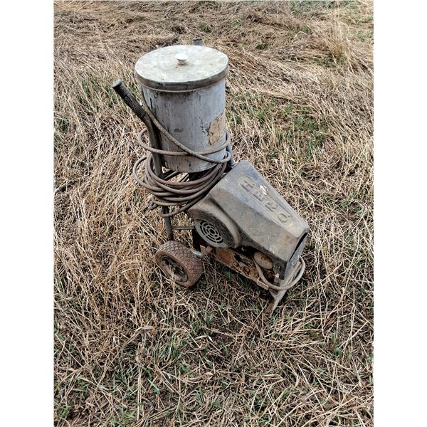 Vintage Hero Paint Spayer (As Is) was working last time used