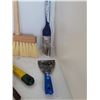 Image 2 : Tiny Lot of Reno Plaster Tools