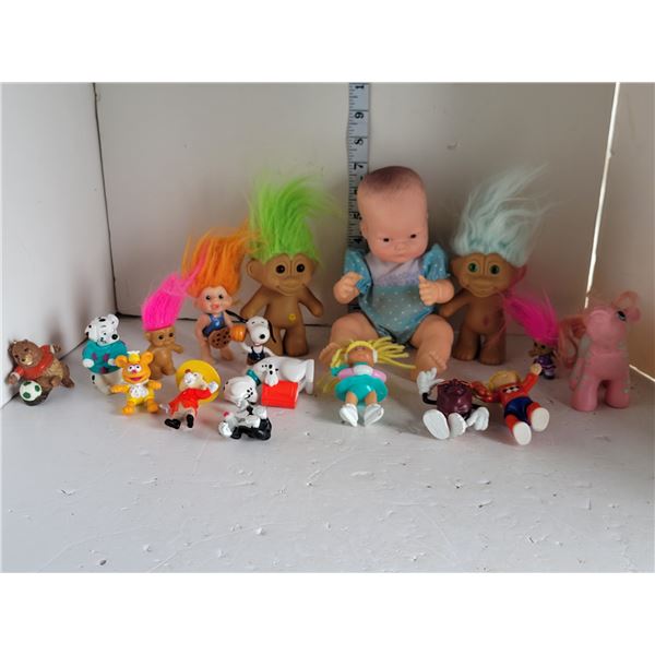Lot of Vintage Toys, Trolls, California Raisin, My Little Pony, Cabbage Patch Kids, etc