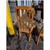 Image 3 : Lot of 2 Kitchen Chairs - Clean, No Rips or Tears, Stains or Damage