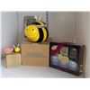 Image 1 : Bee Houseware Lot + Boxed Tea Set + Pewter Frame