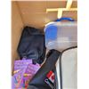 Image 6 : Large Lot of Resuable Shopping Bags + Pencils Cases (new), Makeup Cases Etc