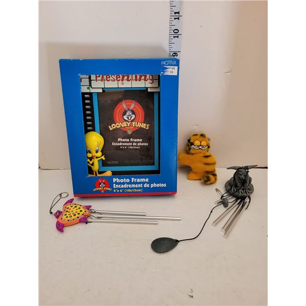 Looney Tunes, Vtg Garfield, Etc