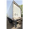 Image 2 : 2004 STERLING L9500, 2DR TRUCK, WHITE, VIN 2FZHAZCV04AN24449