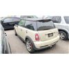 Image 2 : 2004 MINI COOPER S, 2DR HATCHBACK, WHITE, VIN WMWRE334X4TD81644