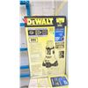 Image 2 : DEWALT DCL070T1 CORDED/CORDLESS BLUETOOTH LED LARGE AREA LIGHT KIT WITH BUILT IN BATTERY CHARGER