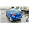 Image 2 : 2008 TOYOTA YARIS 4DR HATCHBACK, BLUE, VIN JTDKT923585171353