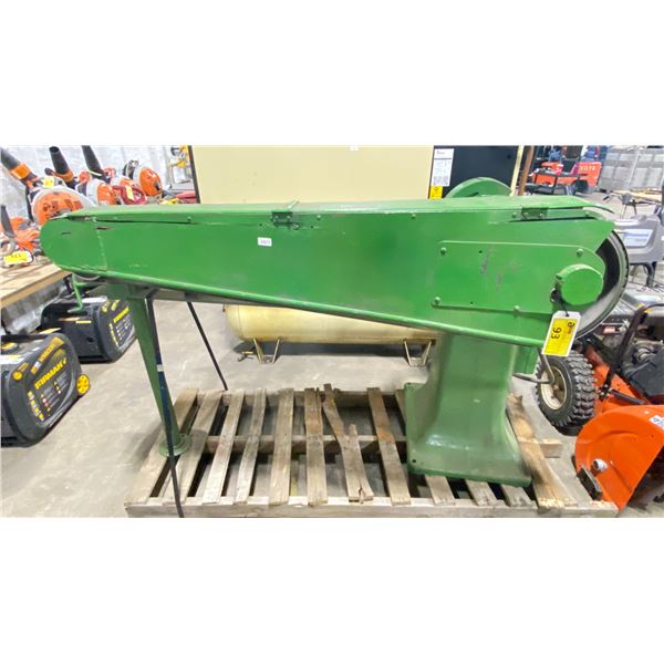 THE CINCINNATI DLA 103 GREEN HEAVY DUTY ELECTRIC INDUSTRIAL DUAL BELT / DISC SANDER ON PEDESTAL